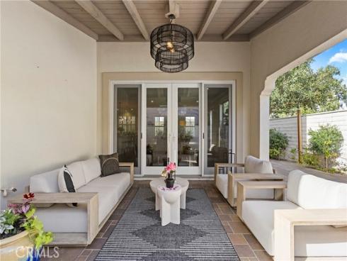 205 Mantle , Irvine, CA