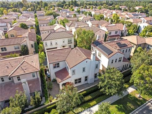 205 Mantle , Irvine, CA