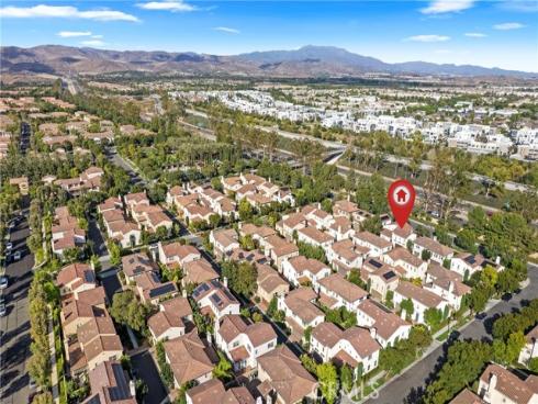 205 Mantle , Irvine, CA