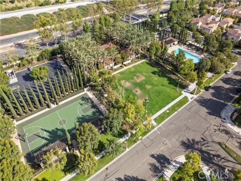 205 Mantle , Irvine, CA