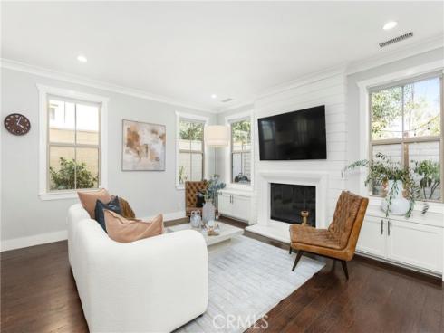 205 Mantle , Irvine, CA