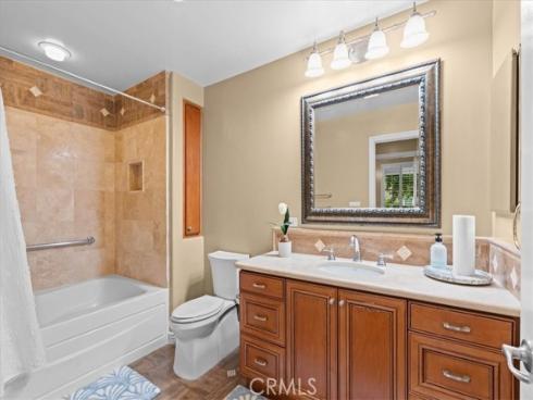 3160 Watermarke , Irvine, CA