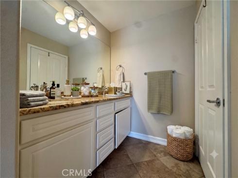 1003  Solvay Aisle  , Irvine, CA