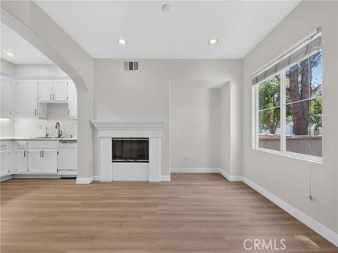 90 Topaz , Irvine, CA