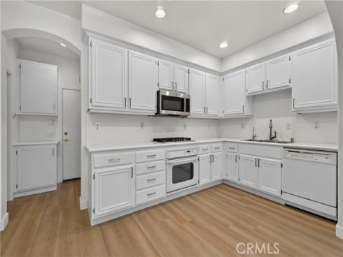 90 Topaz , Irvine, CA