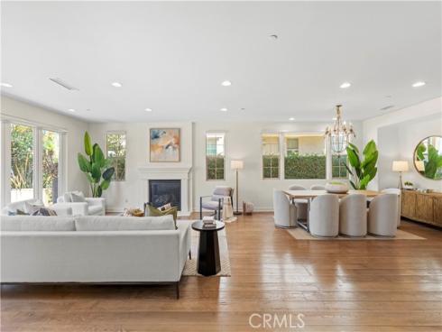 122 Catalonia , Irvine, CA