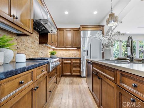 122 Catalonia , Irvine, CA
