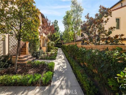 753 Spring Gdn , Irvine, CA