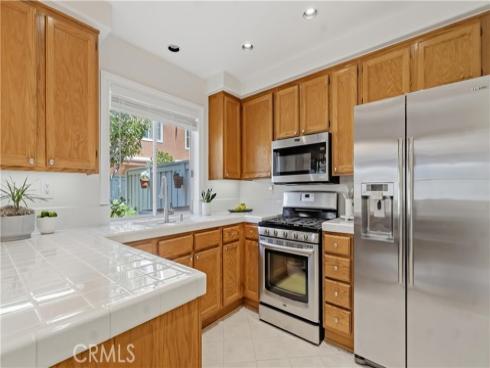 18 Parthenia , Irvine, CA