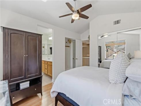 18 Parthenia , Irvine, CA