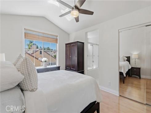 18 Parthenia , Irvine, CA