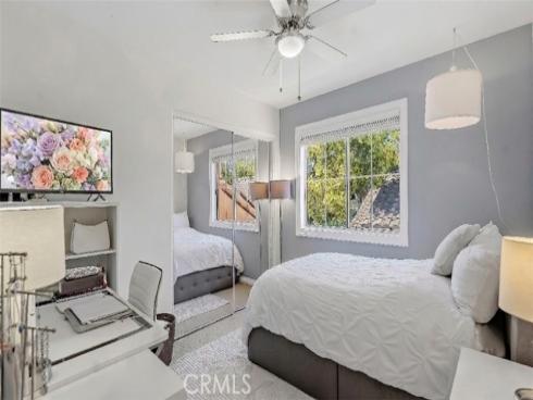 18 Parthenia , Irvine, CA