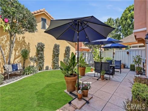 18 Parthenia , Irvine, CA