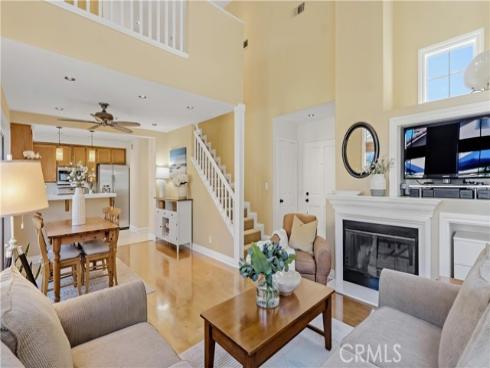 18 Parthenia , Irvine, CA