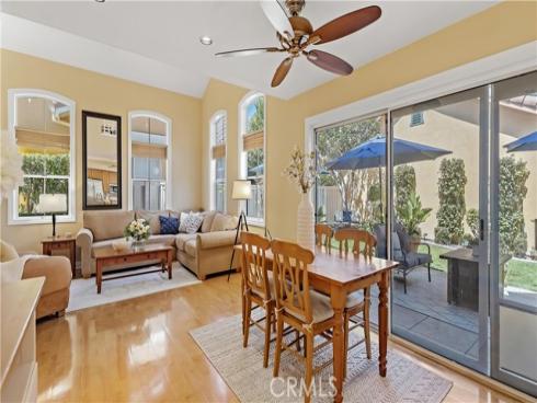 18 Parthenia , Irvine, CA