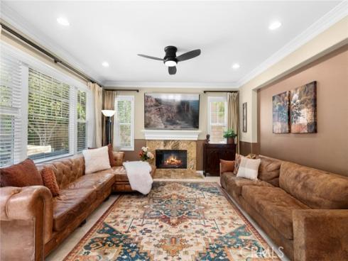 5 Franklin , Irvine, CA