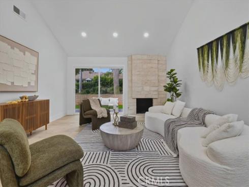 27 Dogwood , Irvine, CA