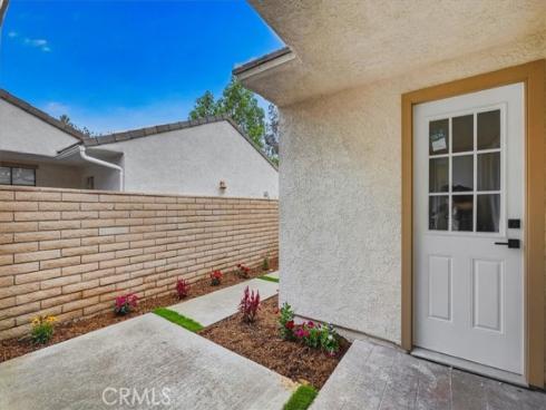 27 Dogwood , Irvine, CA