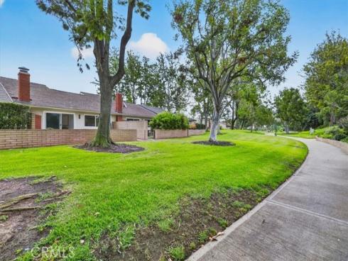 27 Dogwood , Irvine, CA
