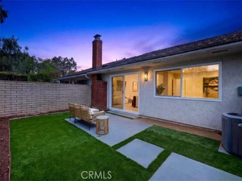 27  Dogwood  , Irvine, CA