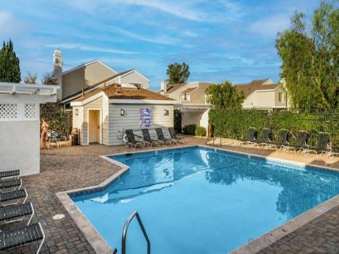 387  Deerfield  77 , Irvine, CA
