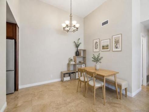 387 Deerfield 77 , Irvine, CA