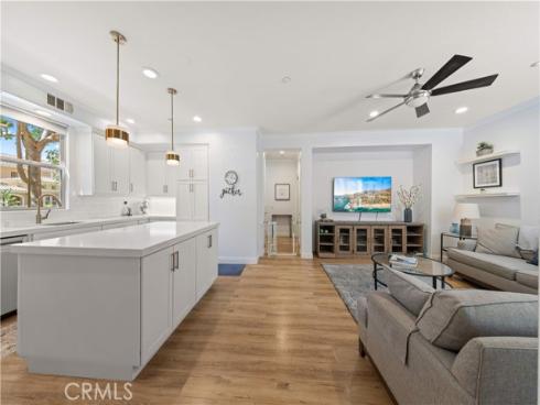 111 Chantilly , Irvine, CA