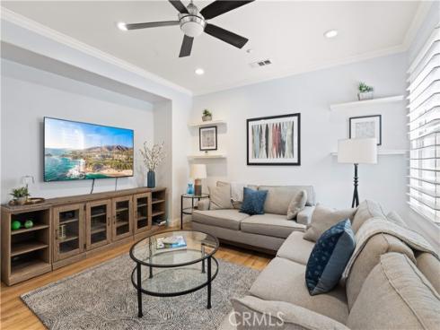 111 Chantilly , Irvine, CA