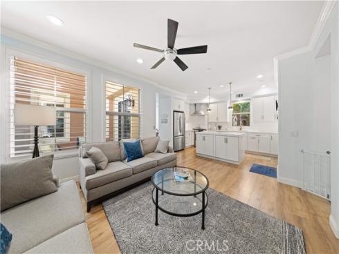 111 Chantilly , Irvine, CA