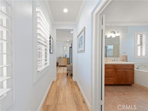 111 Chantilly , Irvine, CA