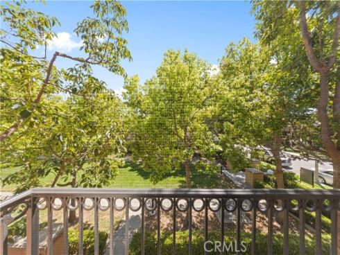 111 Chantilly , Irvine, CA