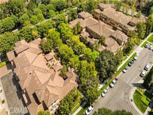 111 Chantilly , Irvine, CA