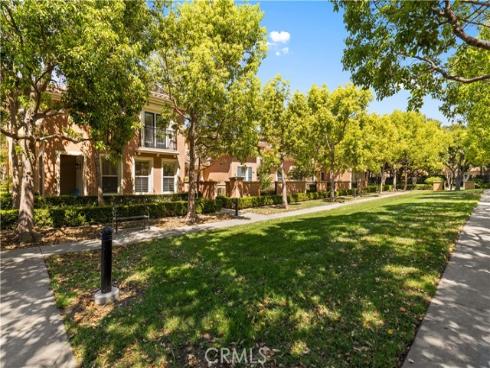 111 Chantilly , Irvine, CA