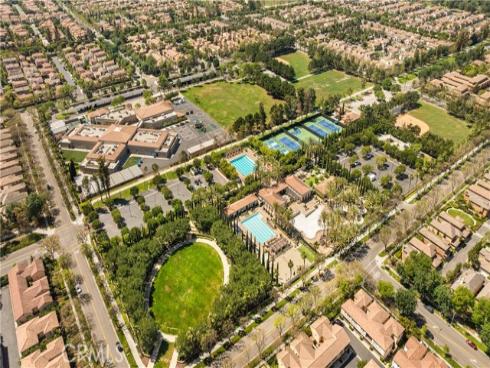 111  Chantilly  , Irvine, CA