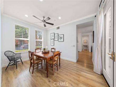 111 Chantilly , Irvine, CA