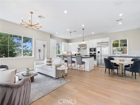 107  Spiral  , Irvine, CA