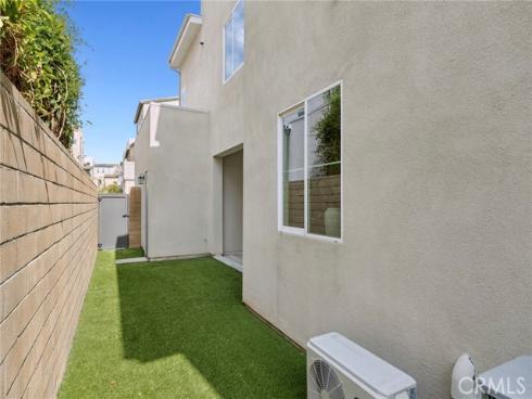 107  Spiral  , Irvine, CA