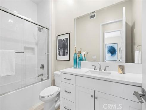 107  Spiral  , Irvine, CA