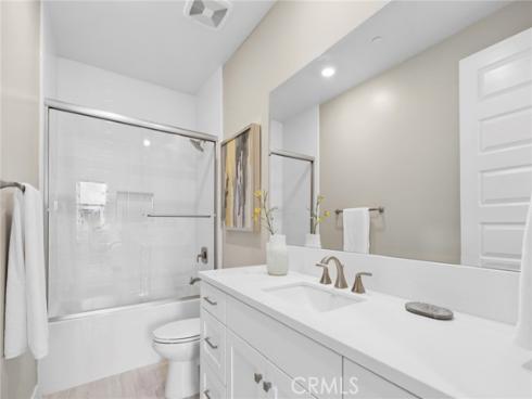 107  Spiral  , Irvine, CA