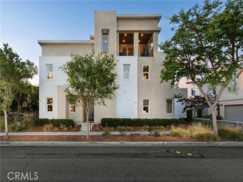107  Spiral  , Irvine, CA