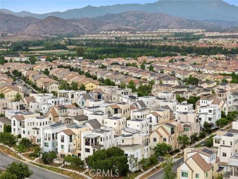 107  Spiral  , Irvine, CA