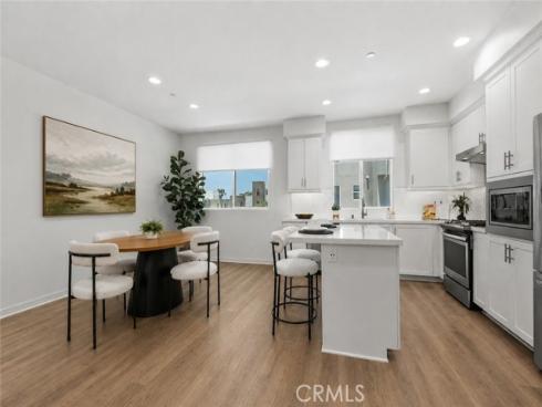 250 Novel , Irvine, CA