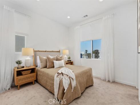 250 Novel , Irvine, CA
