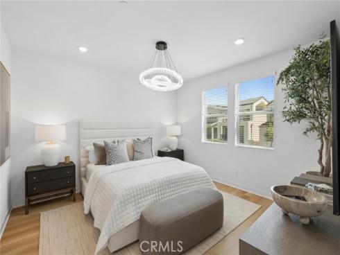 327 Baluster , Irvine, CA
