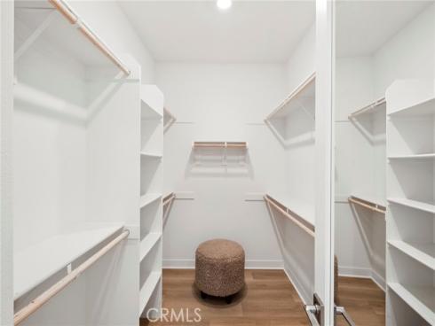 327 Baluster , Irvine, CA