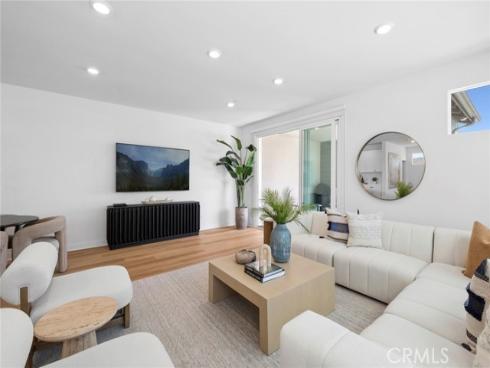 327 Baluster , Irvine, CA