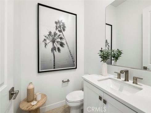 327 Baluster , Irvine, CA