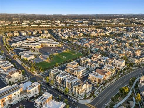 327 Baluster , Irvine, CA