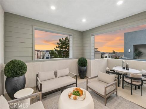 327 Baluster , Irvine, CA