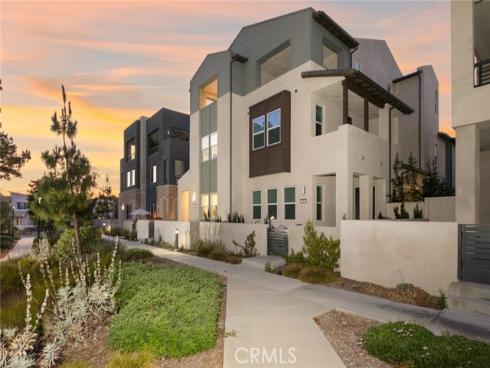 327 Baluster , Irvine, CA
